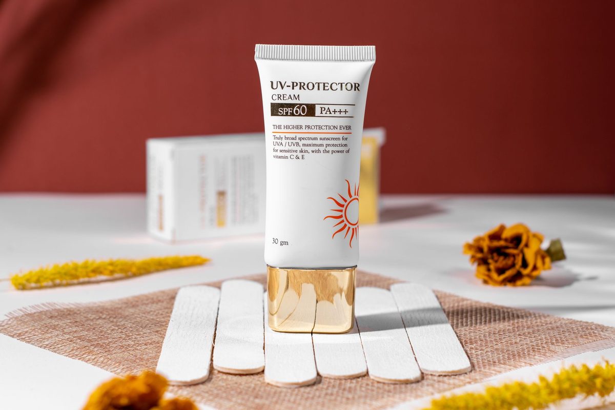 Небрендированный тюбик с SPF 50 — цифра на упаковке важнее марки