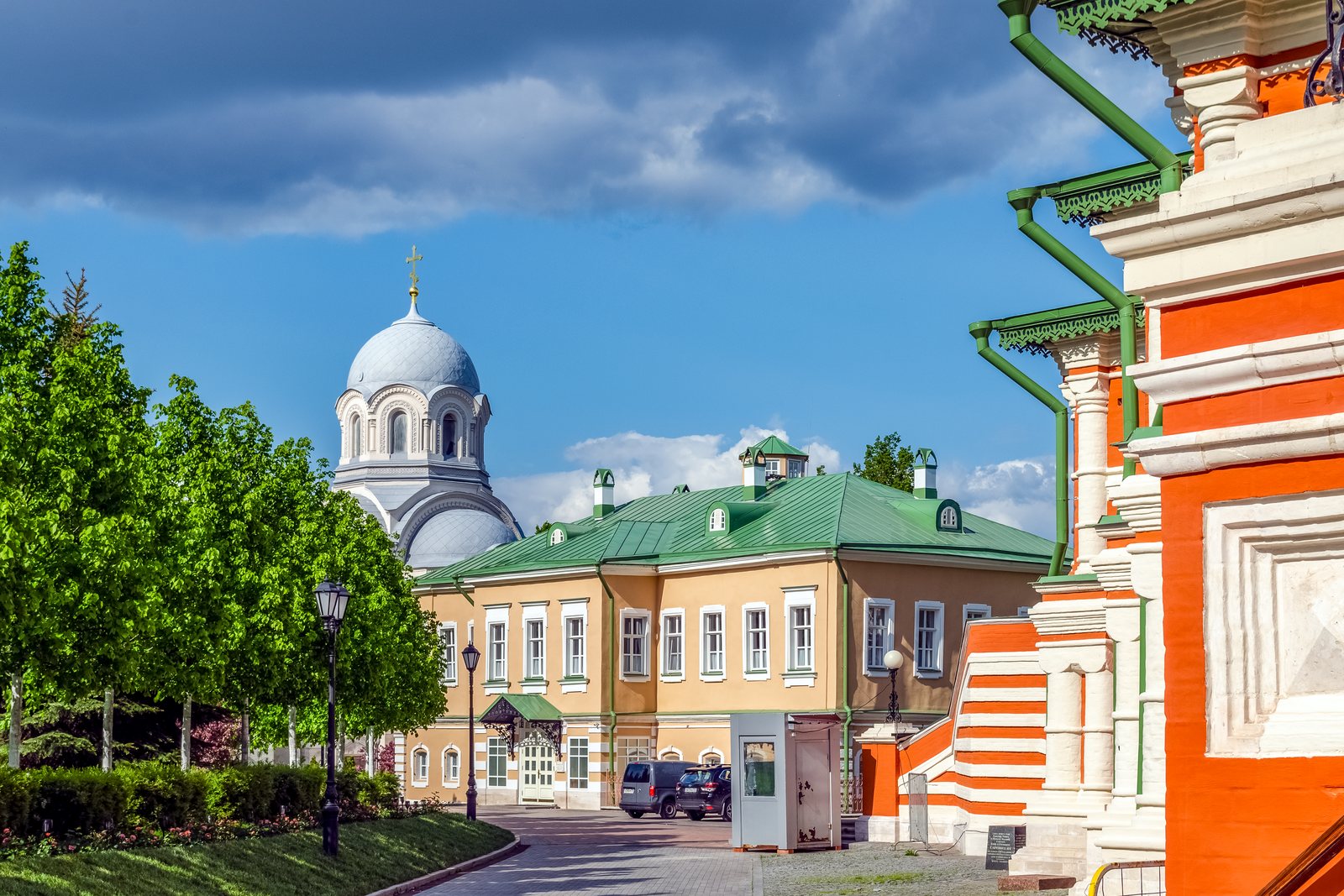 Групповая экскурсия «Судьбы Донского монастыря и дворянского некрополя»