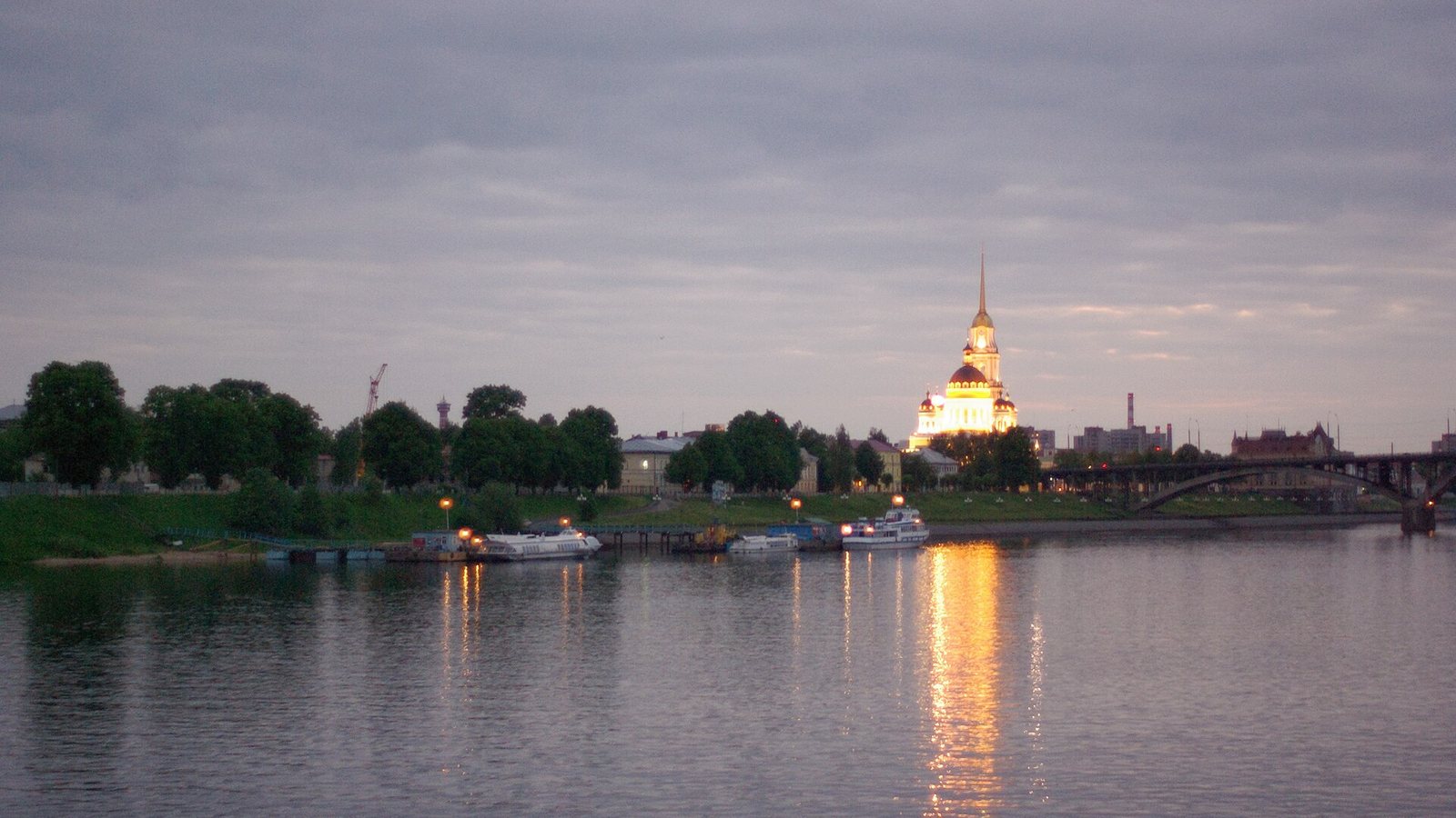 Рыбинск и Молога: города живые и мёртвые