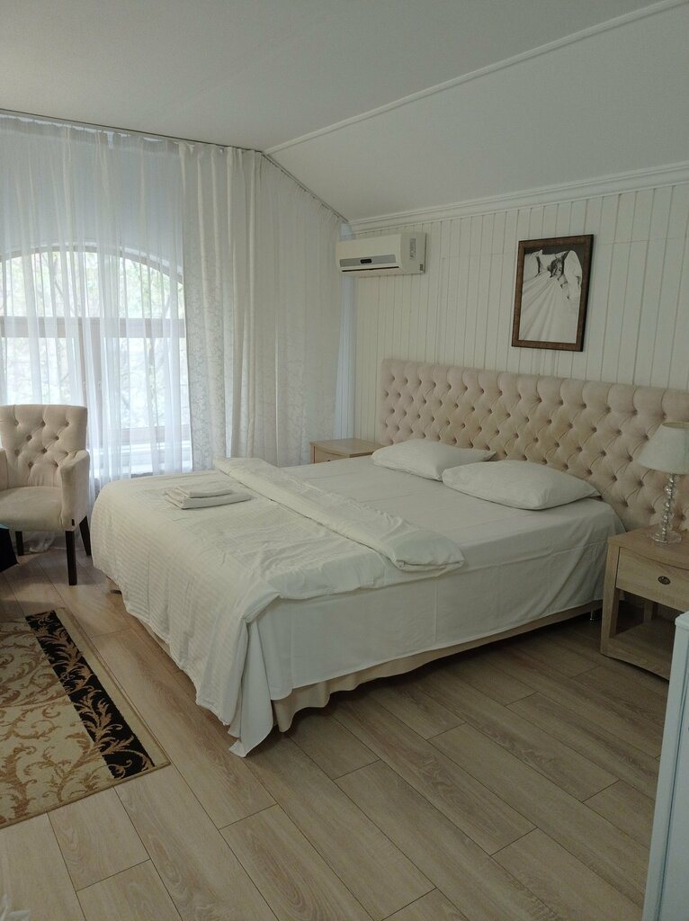Гостевой дом «HomeSuites»