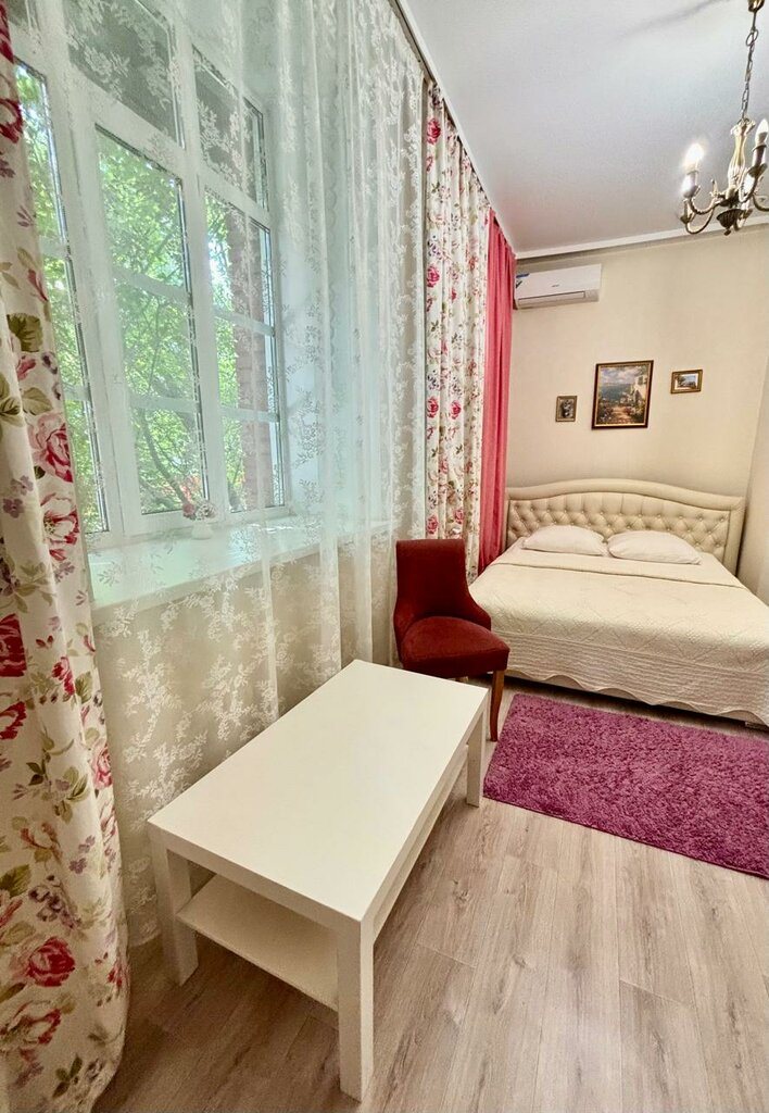 Бастон