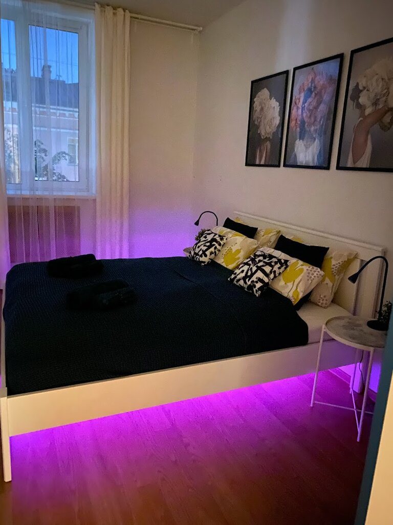 Roomroom