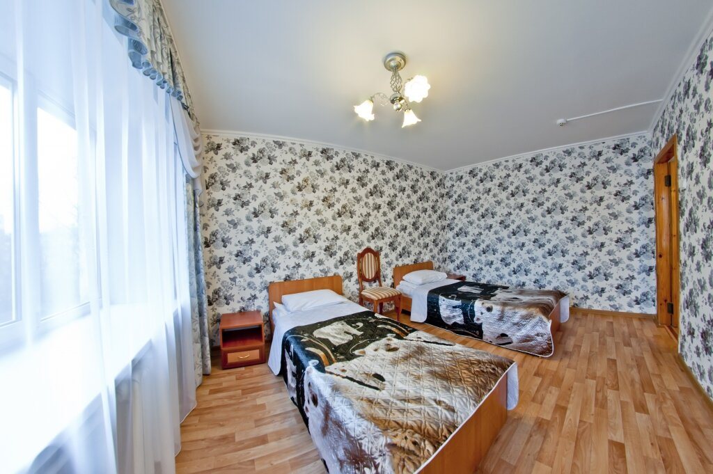 Спутник